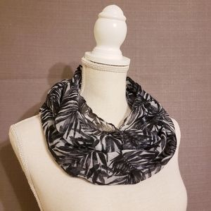 Palm Leaf Abstract Infiniti Scarf
